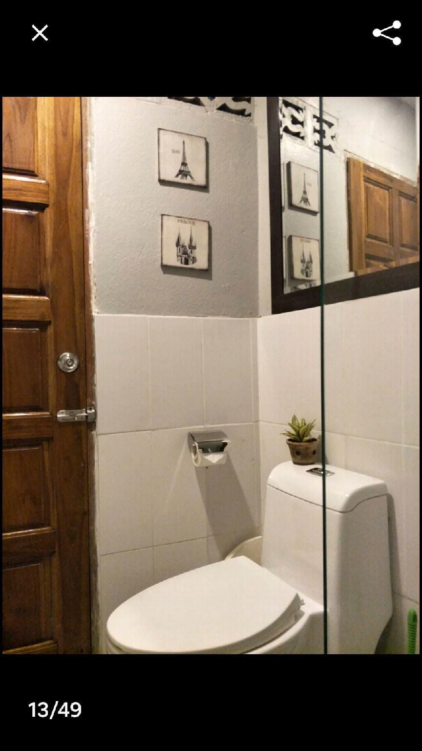 Charming Old Lanna Style House, Near Thapae Gate Apartment in Chiang Mai