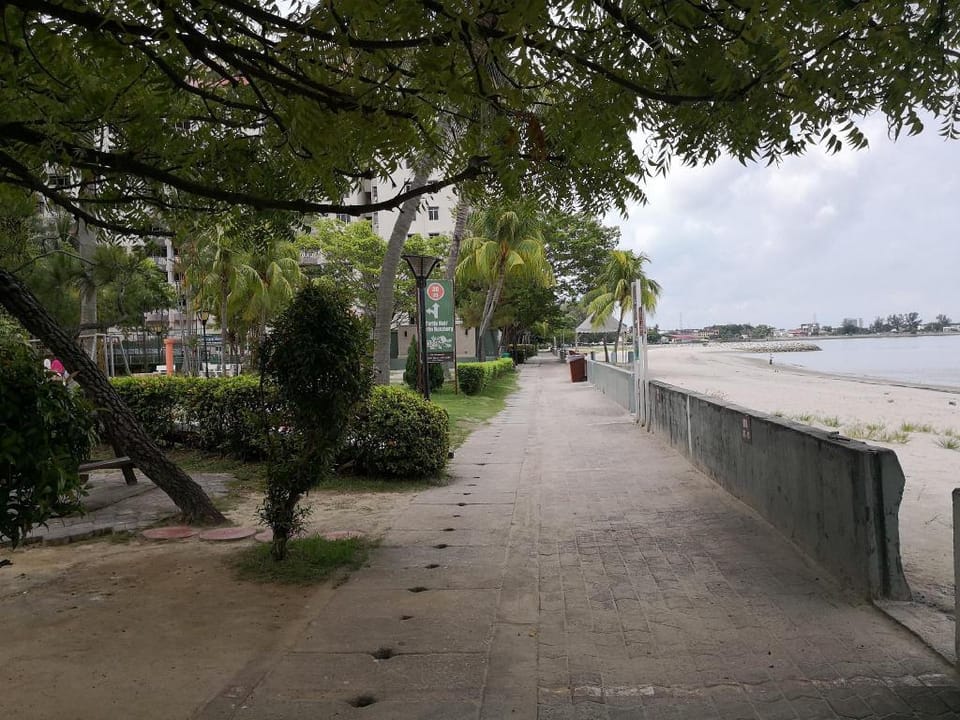 Deluxe Full Sea View Water Chalet Private Unit PD Villa in Port Dickson