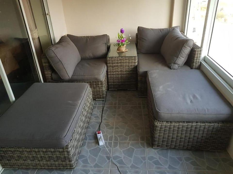 Beautiful 3 bedroom newly renovated house Vacation rental in Pattaya City