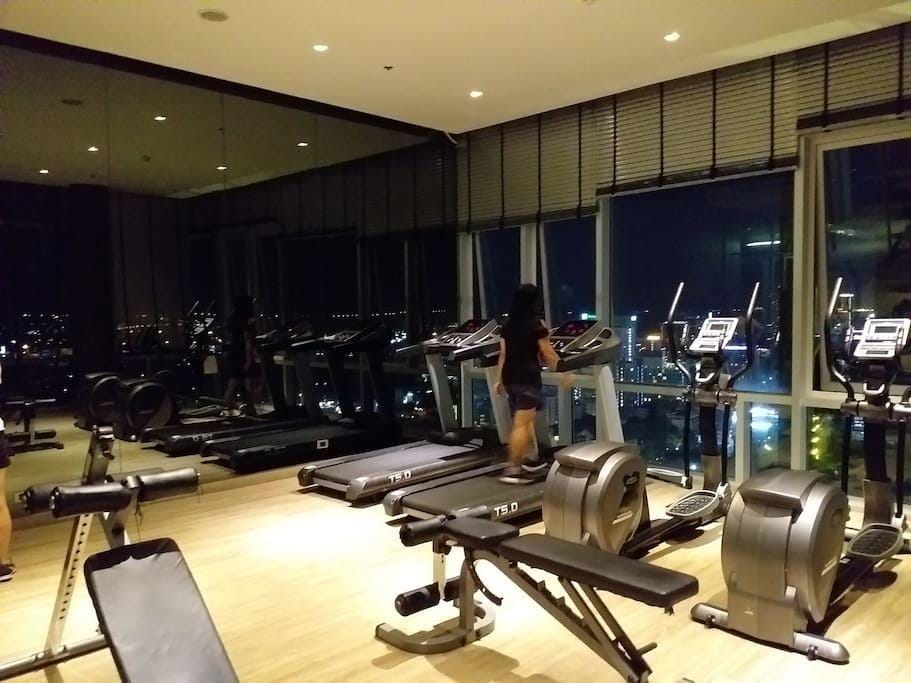 Centric Sea Pattaya/Sea View pool Luxury room/B28 Apartment in Pattaya City