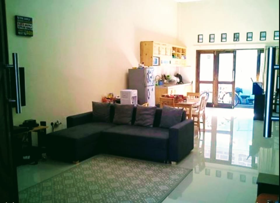Rumah Jayanti Vacation rental in South Jakarta City