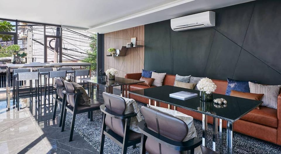 Comfortable APT. Near  BTS / Sky Pool /Bloft1 Apartment in Bangkok