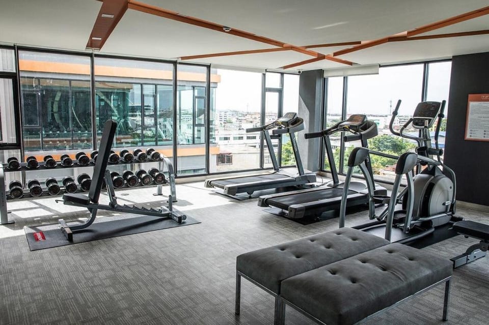 Cozy APT. Swimming pool and gym , near BTS PuChao Villa in Bangkok