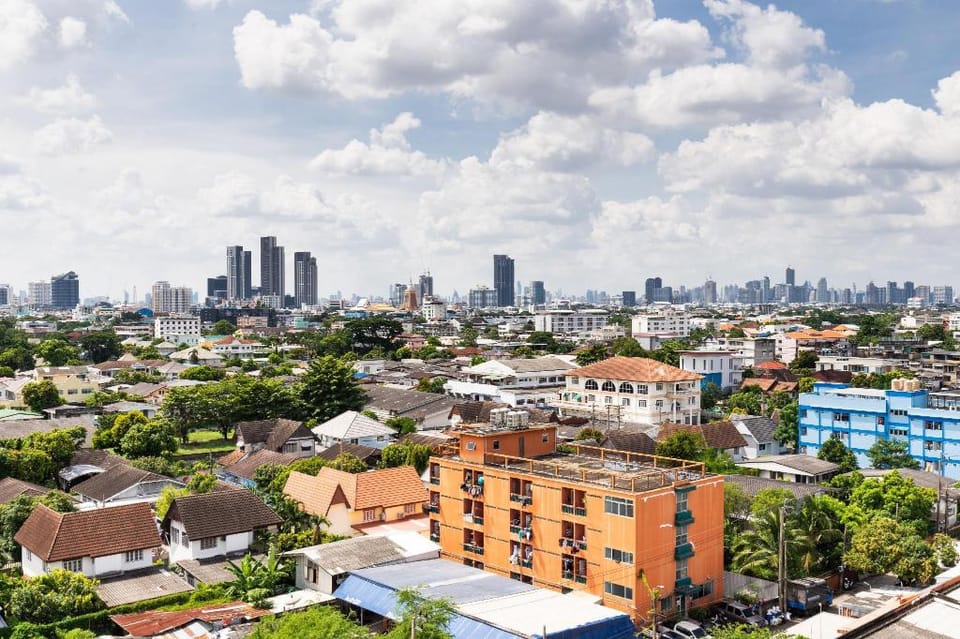 Two bedroom and one living room(business E ） Apartment in Bangkok