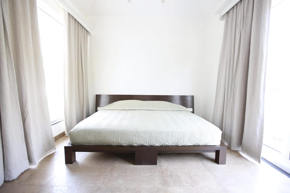 Hanna Dior,3BR Luxury Villa, pvt Pool @ Siolim,Goa Villa in Calangute