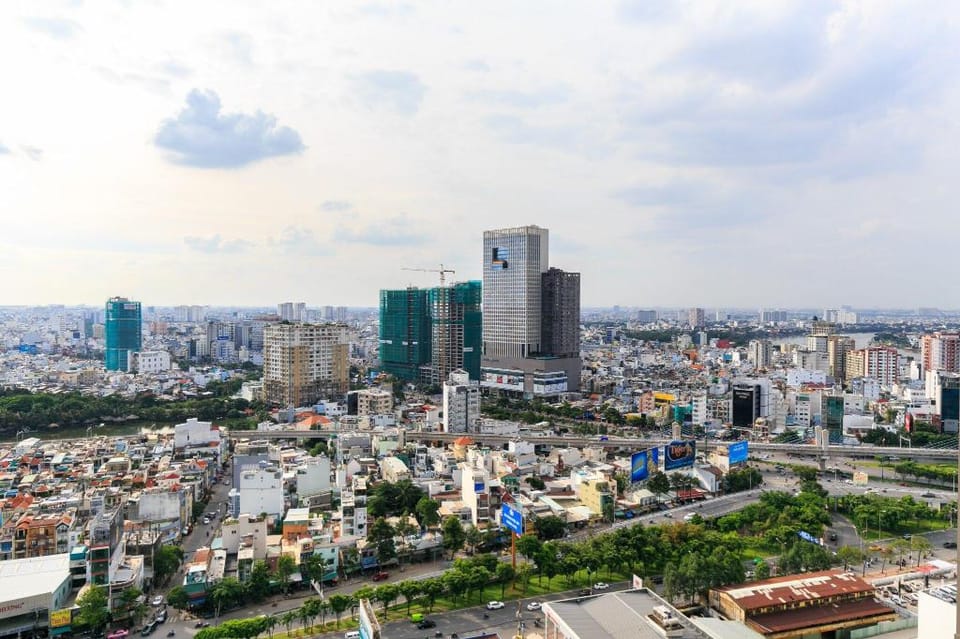 Huge 3BR/2WC APT@ Vinhomes Central Park Landmark 5 Apartment in Ho Chi Minh City