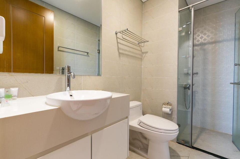 Huge 3BR/2WC APT@ Vinhomes Central Park Landmark 5 Apartment in Ho Chi Minh City