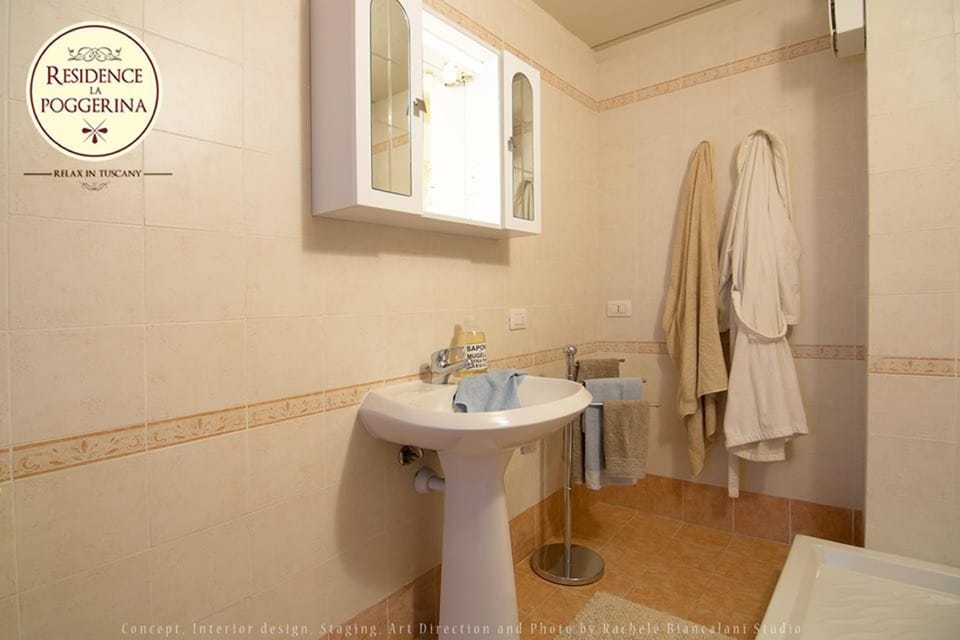Appartamento con balcone (Apt.13) Apartment in Tuscany
