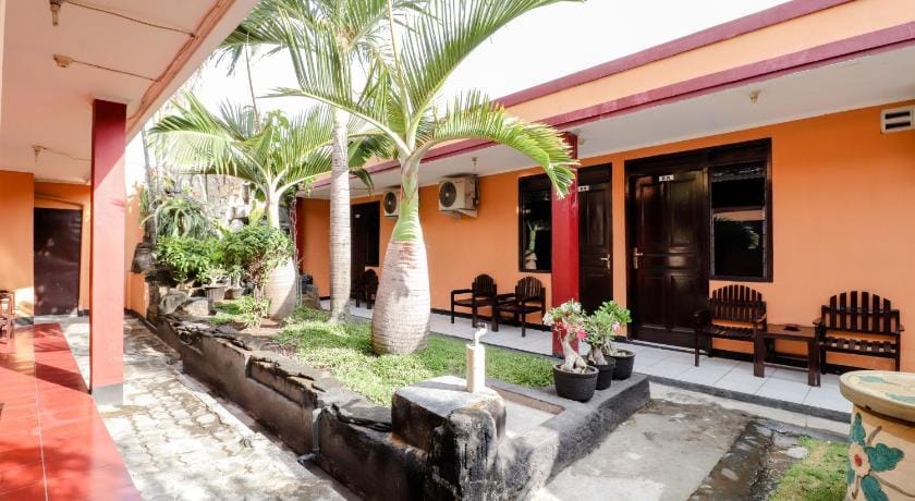 Cempaka Hotel Bed and Breakfast in Yogyakarta