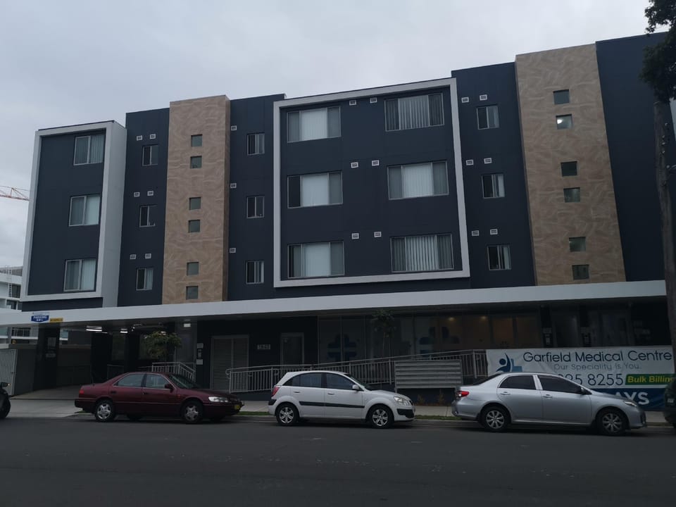 CBD new apt,trian,shopping,security parking Apartment in Sydney