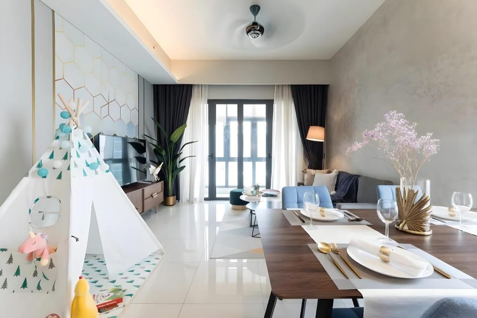 TriBeCa 2bedroom 6pax 5min walk to Pavillion 2pool Apartment in Federal Territory of Kuala Lumpur