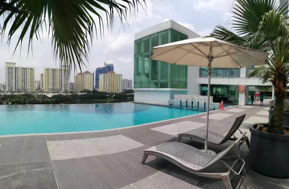 Cozy Suite @ Setapak Central Shopping Mall|Netflix Apartment in Federal Territory of Kuala Lumpur