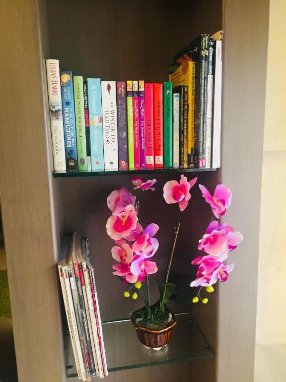WIFI Qaiser Executive Stay Facing Mines Lake Apartment in Negeri Sembilan, Malaysia