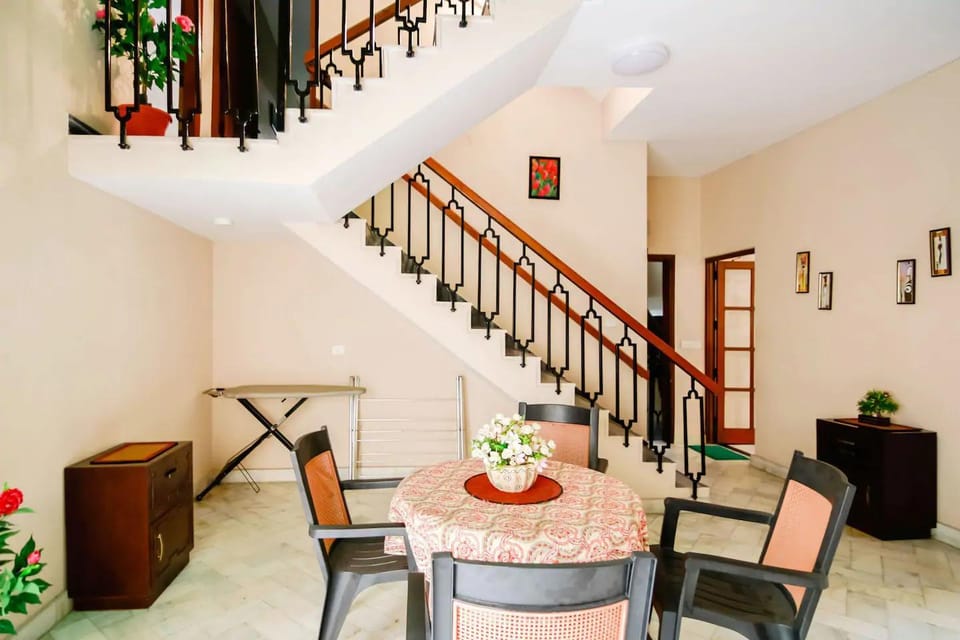 Luxurious 3BHK Independent Floor in South Delhi Apartment in New Delhi