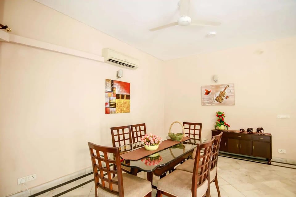 Luxurious 3BHK Independent Floor in South Delhi Apartment in New Delhi