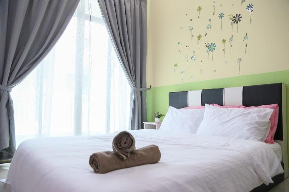 Modern Home/ 5 mins Jonker&Encore Mlk/sleep 24pax Vacation rental in Malacca