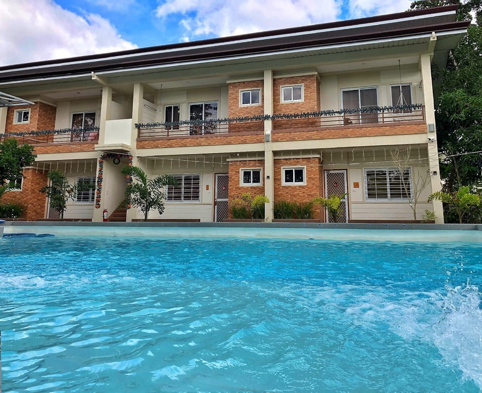 Frank&BonnieApartment-1KingbedAirconFreezerPanglao Vacation rental in Central Visayas