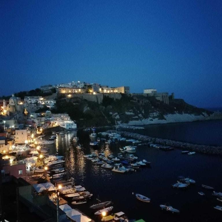 BnB Flavio Hotel in Pozzuoli