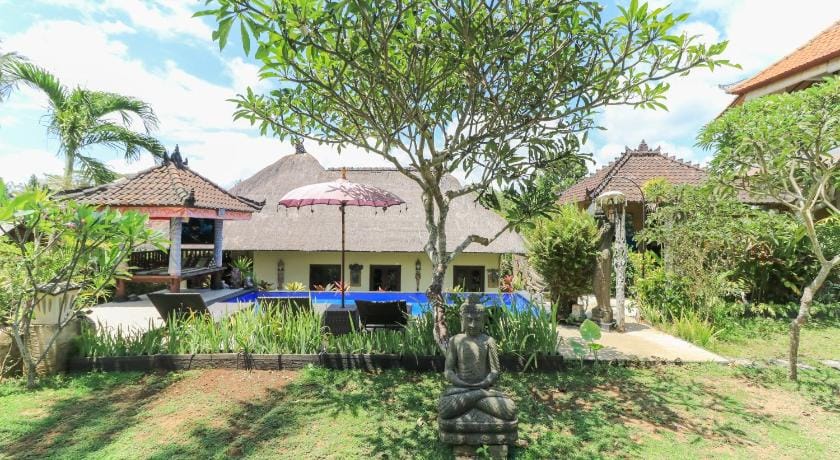 Ubud Chez Nyoman Hotel in Sukawati