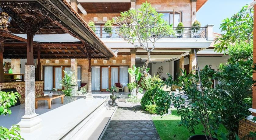 Wayan House Seminyak Bed and Breakfast in Kuta