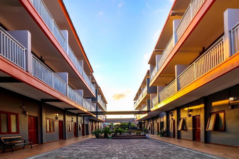 OYO 1670 Likko Inn Hotel in Denpasar