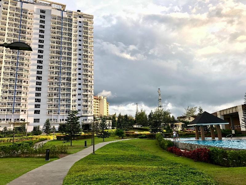 Wind Residences 1BR Suites with WIFI & Netflix Apartment in Tagaytay