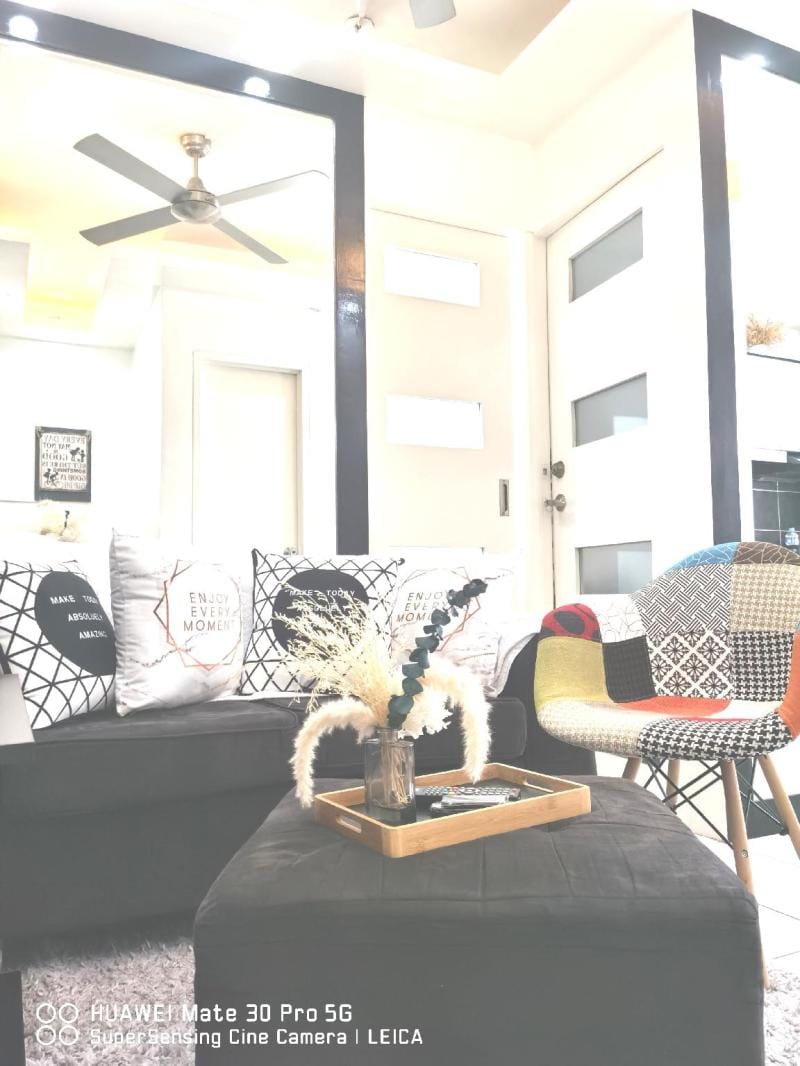 Lian’s Condo Staycation beside Enchanted Kingdom Apartment in Santa Rosa