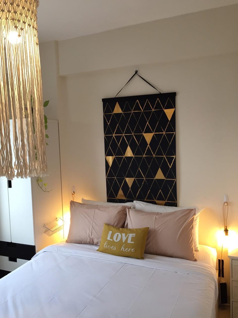 Cacti Room, 2BR 1 Bath at Galeri Ciumbuleuit Apartment in Parongpong