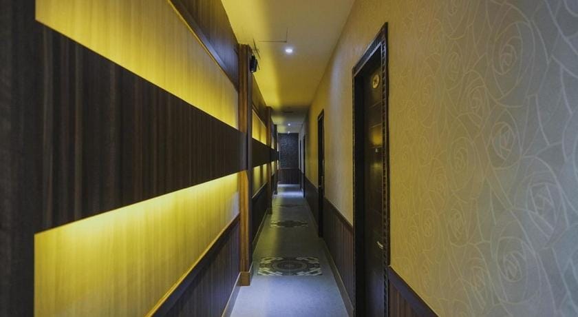 RedDoorz Plus Near Gold Coast Ferry Terminal Batam Bed and Breakfast in Riau Islands, Indonesia