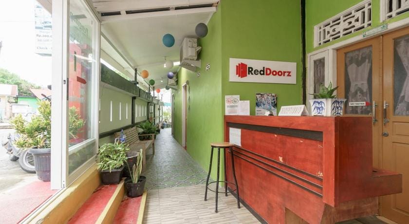 RedDoorz Syariah near Paradiso Beach Sabang Bed and Breakfast in Indonesia