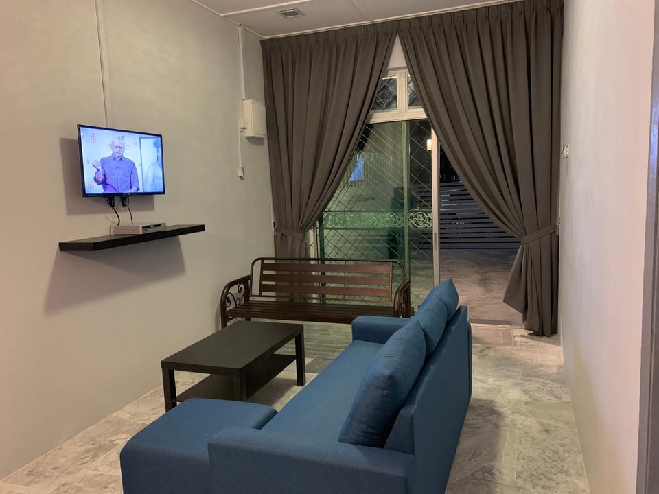 Unique 9 HomeStay @ Seremban Taman Permai 3 Vacation rental in Negeri Sembilan, Malaysia