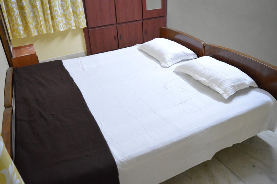 Emerald service apartment Srirnagam Apartment in Tamil Nadu