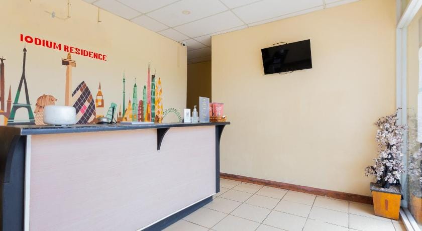 OYO 1552 Iodium Residence Hotel in West Java