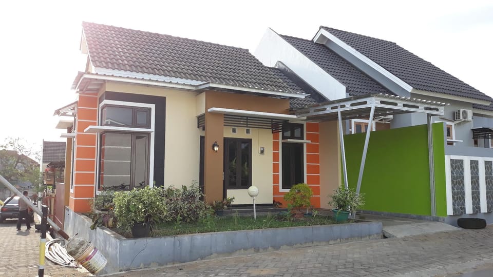 Rumah Kenanga Guesthouse Purwokerto Vacation rental in Indonesia