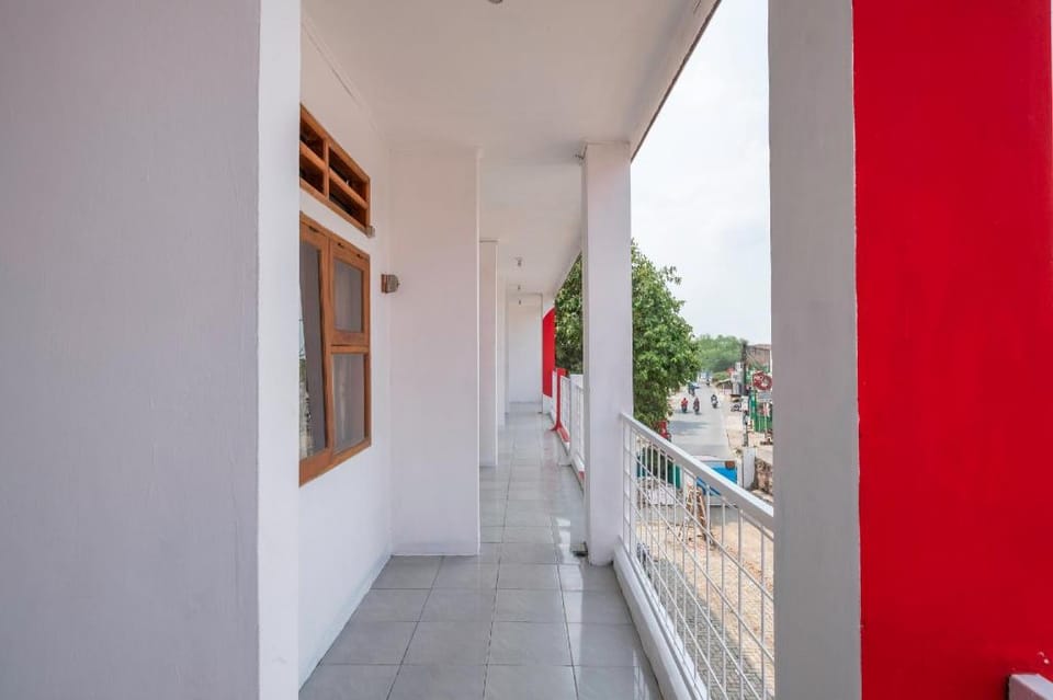 OYO 1717 Wisma Fisio Syariah Hotel in West Java