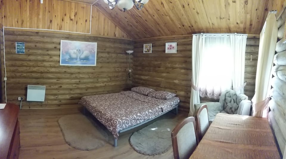 House #3 in the park area of Chernihiv Vacation rental in Ukraine
