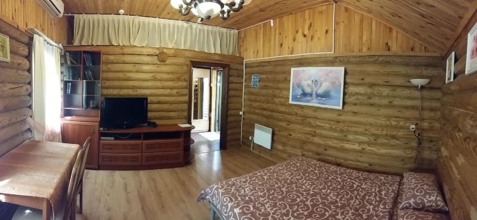 House #3 in the park area of Chernihiv Vacation rental in Ukraine