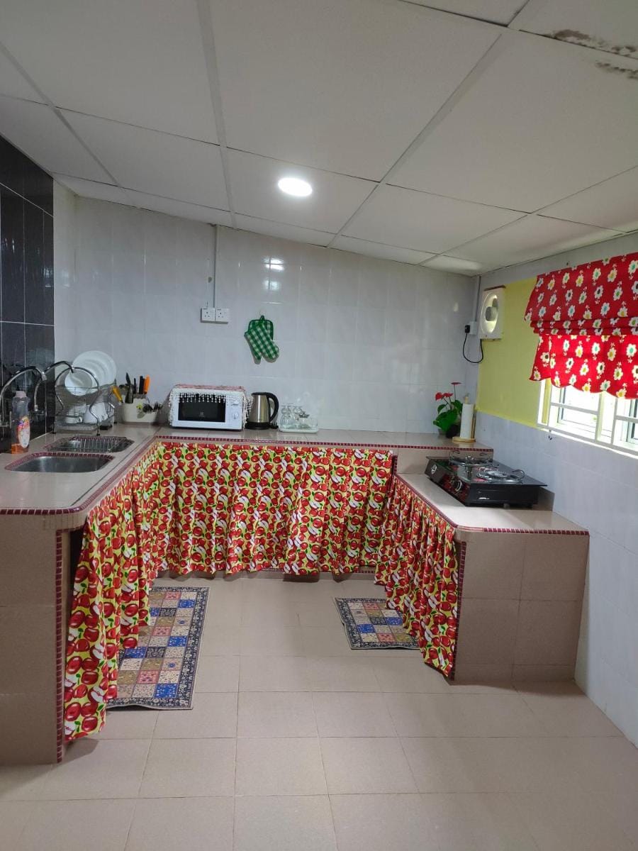 Aisya homestay jerteh Vacation rental in Terengganu, Malaysia