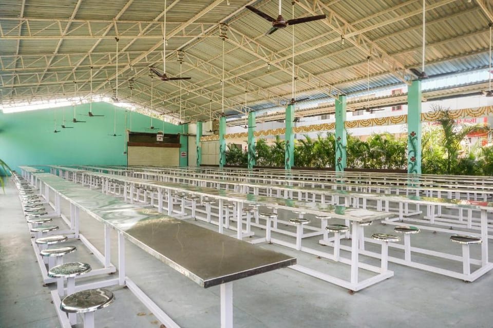 Hotel O Shree Sai Srushti Regency Hotel in Maharashtra