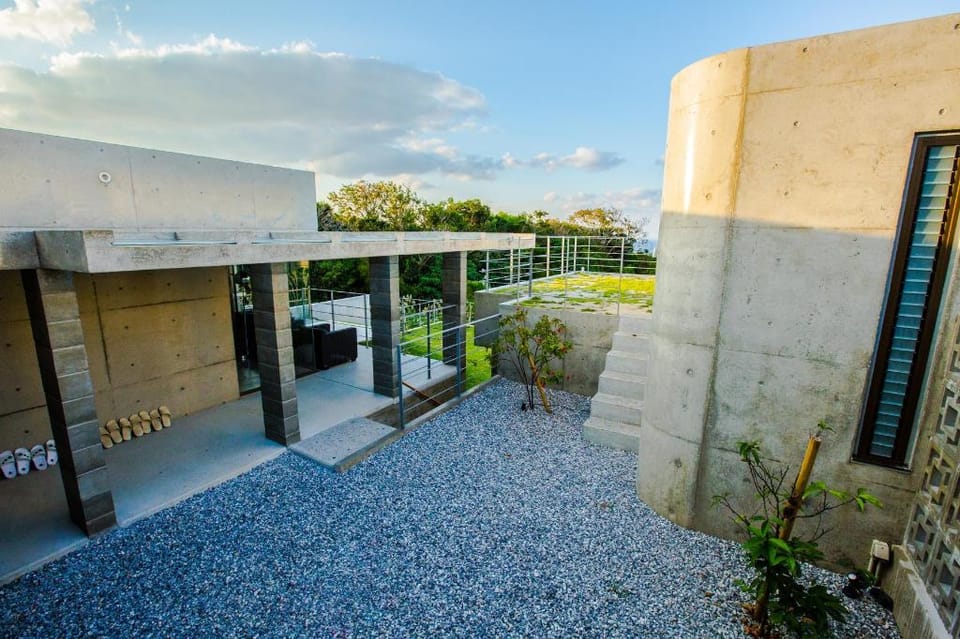 THE MOVES   -Musee Villa- Villa in Okinawa Prefecture