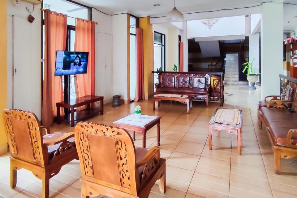 RedDoorz Plus @ Hotel Bukik Gadang Sijunjung Hotel in West Sumatra, Indonesia