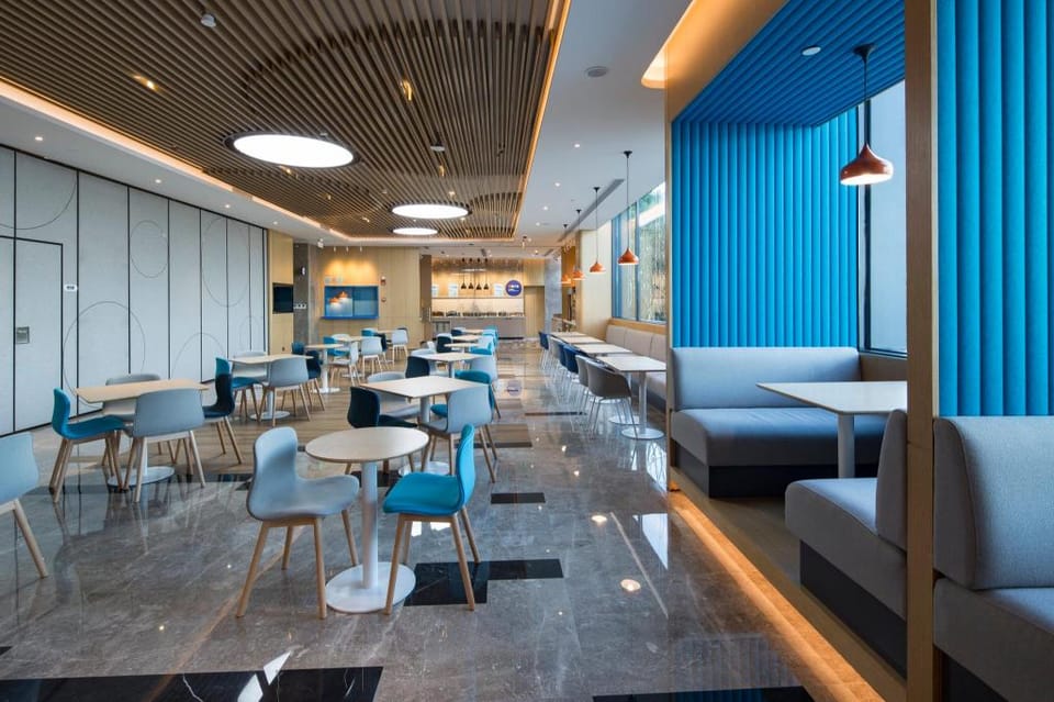Holiday Inn Express Shanghai Kangqiao By IHG Hotel in Shanghai