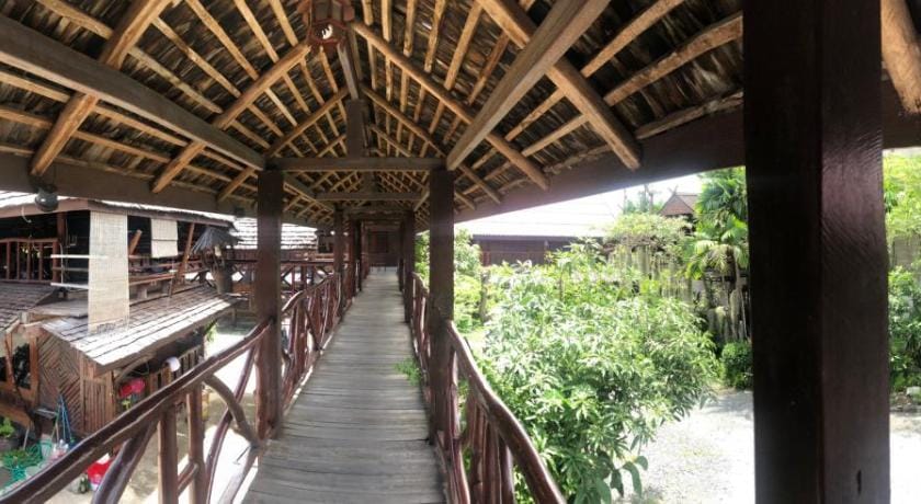 Baan Lanna Resort Bed and Breakfast in Chon Buri Changwat