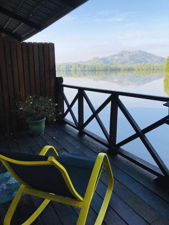 Gayang friendly water house homestay Vacation rental in Kota Kinabalu