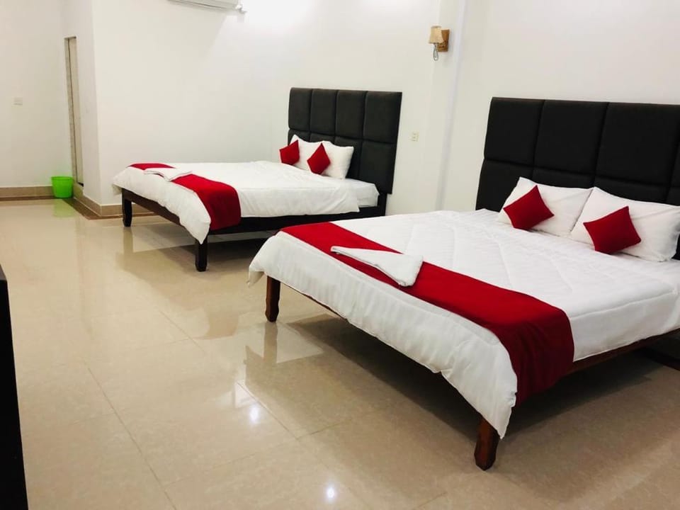 EZ Guesthouse Hotel in Phnom Penh Province
