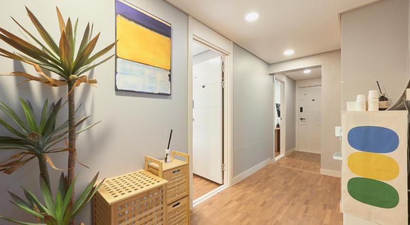 Dawoo House 2 in Hongdae Bed and Breakfast in Seoul