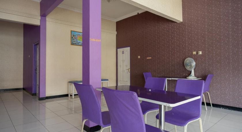 RedDoorz near RSUD Kebumen Bed and Breakfast in Indonesia