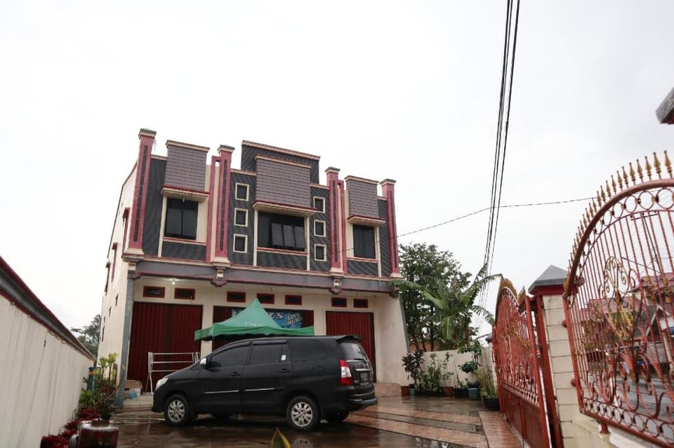 OYO 1728 D'rizd Homestay Syariah Hotel in West Sumatra, Indonesia