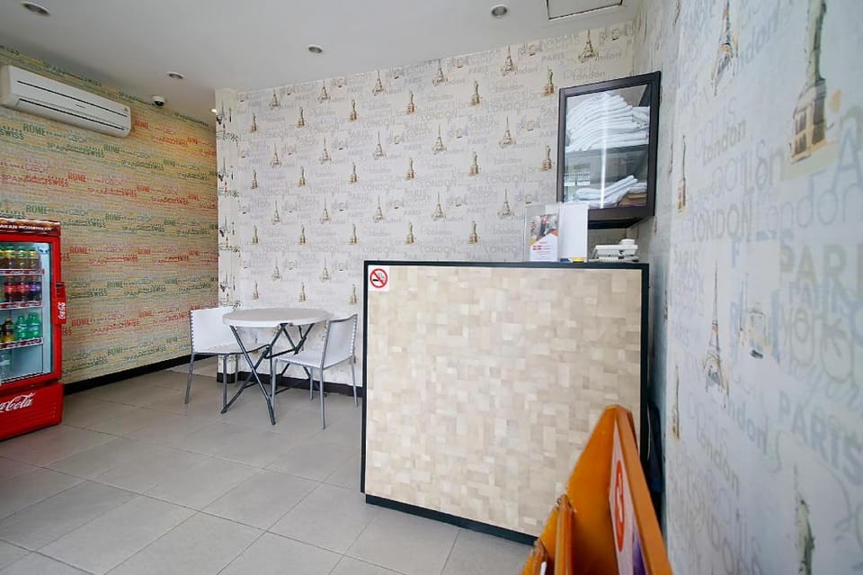 OYO 1726 Bed Breakfast Inn Hotel in Indonesia