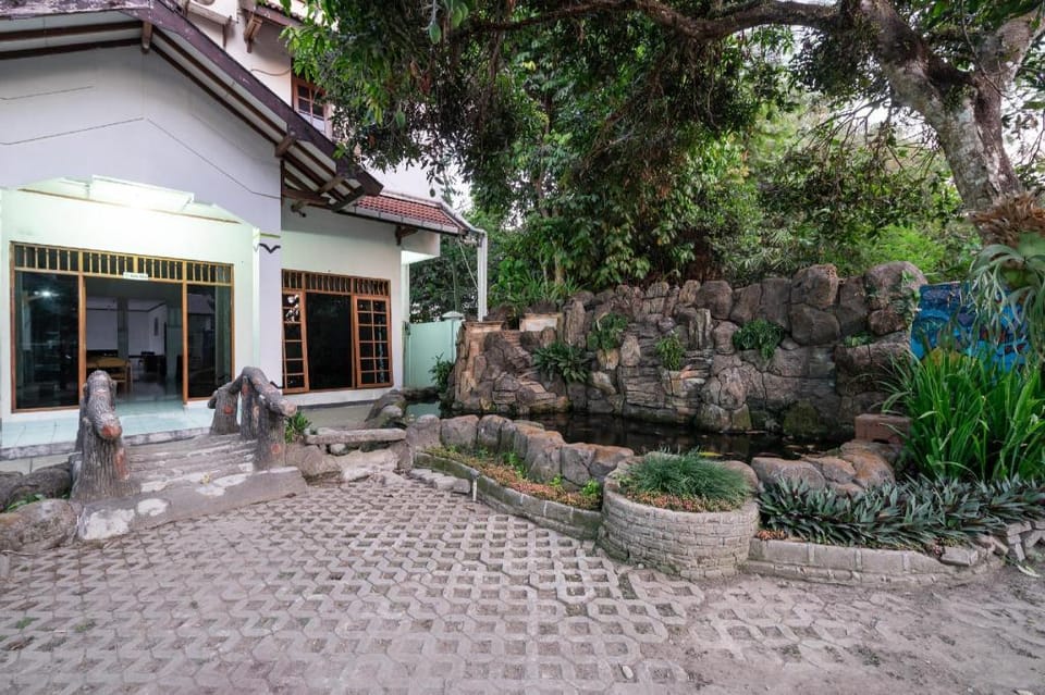 Hotel O Omah Duwet Hotel in Special Region of Yogyakarta